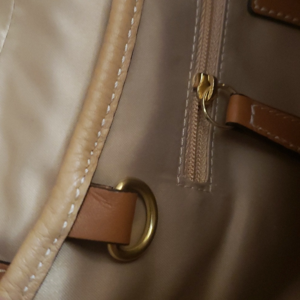 Coach New Pebble Hobo Tan Color Handbag + Wallet 🥳 - Picture 17 of 17